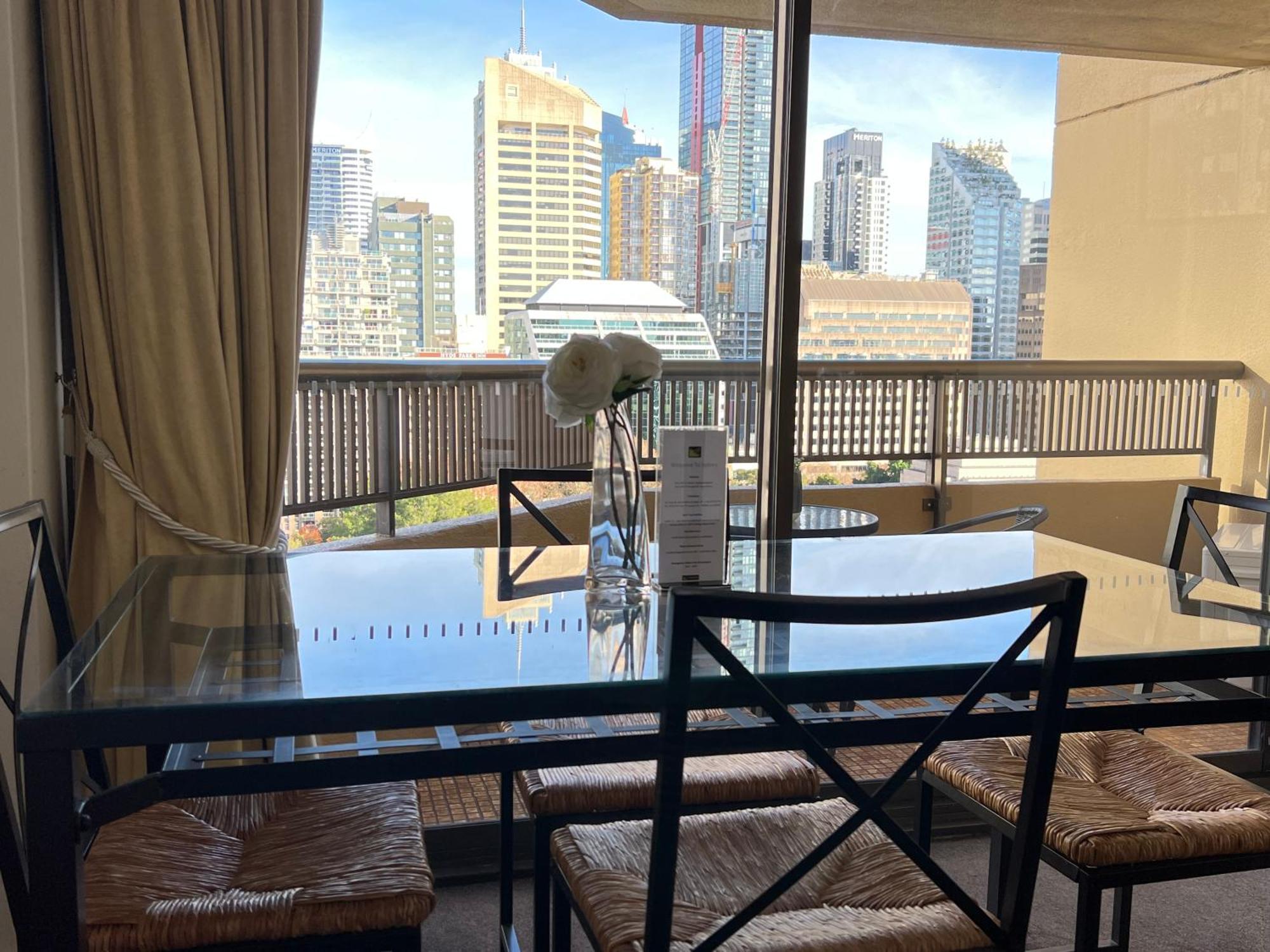 Sydney Hyde Park Private Apartments By Paxsafe Eksteriør bilde