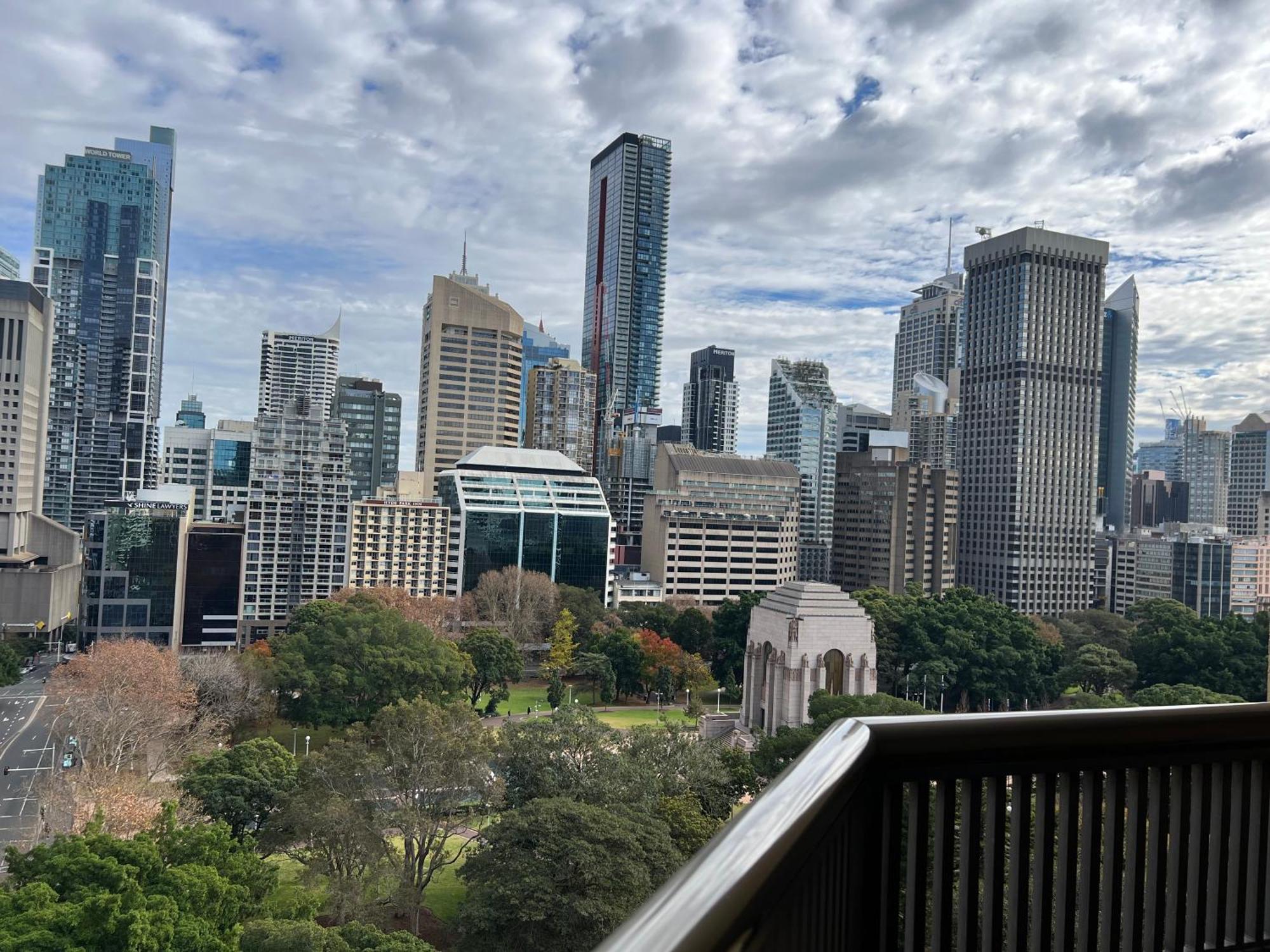 Sydney Hyde Park Private Apartments By Paxsafe Eksteriør bilde