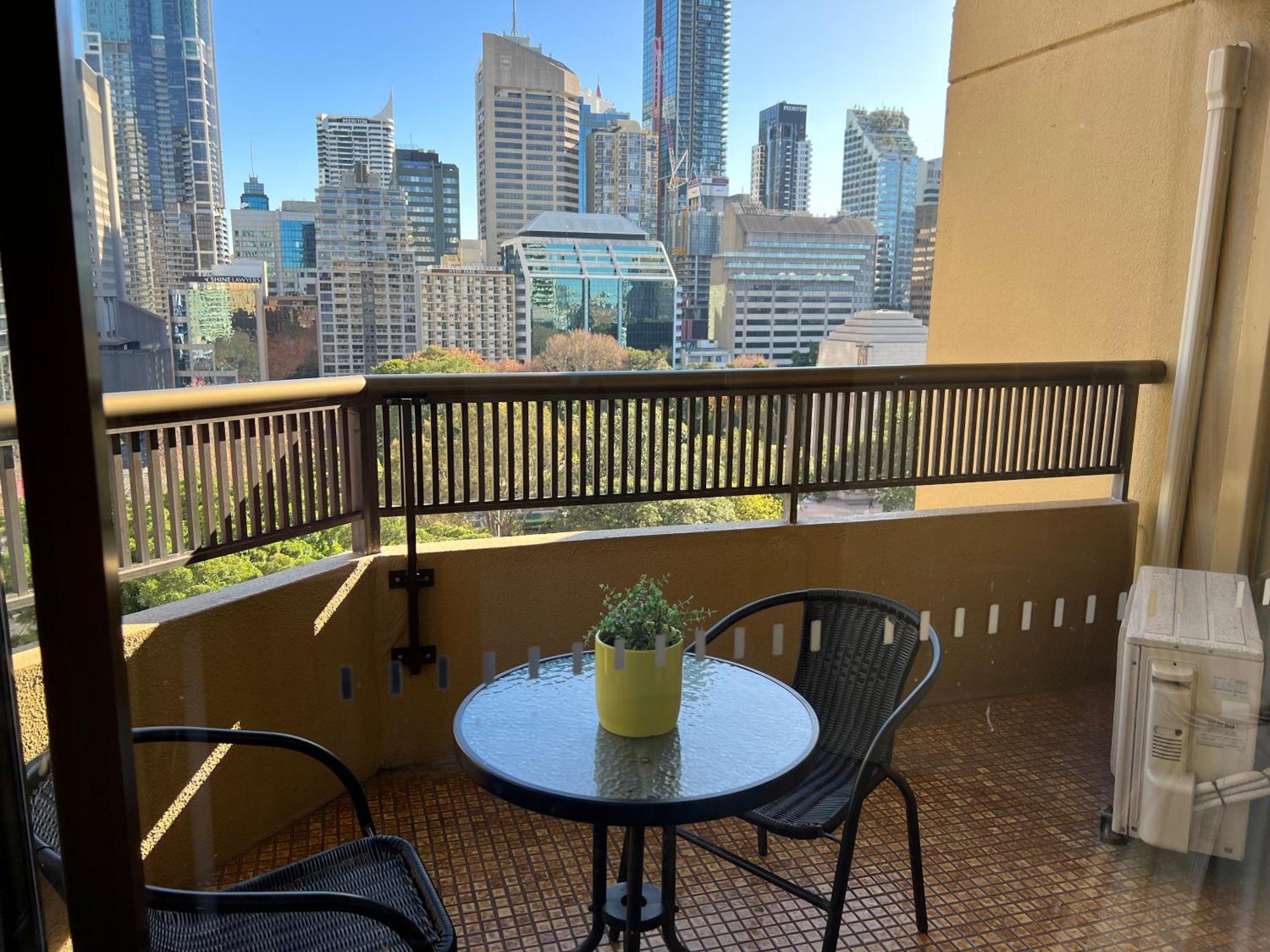 Sydney Hyde Park Private Apartments By Paxsafe Eksteriør bilde