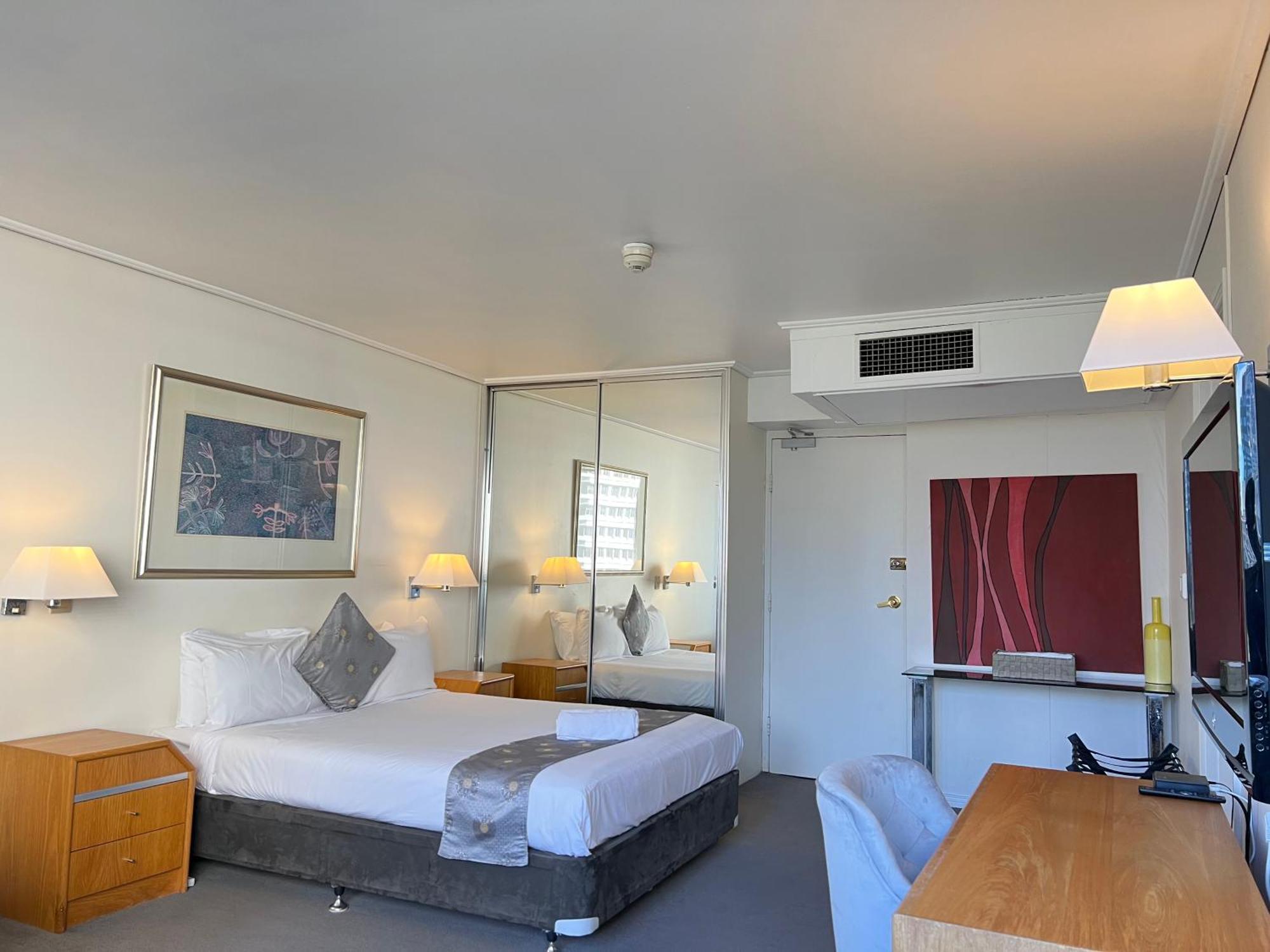 Sydney Hyde Park Private Apartments By Paxsafe Eksteriør bilde